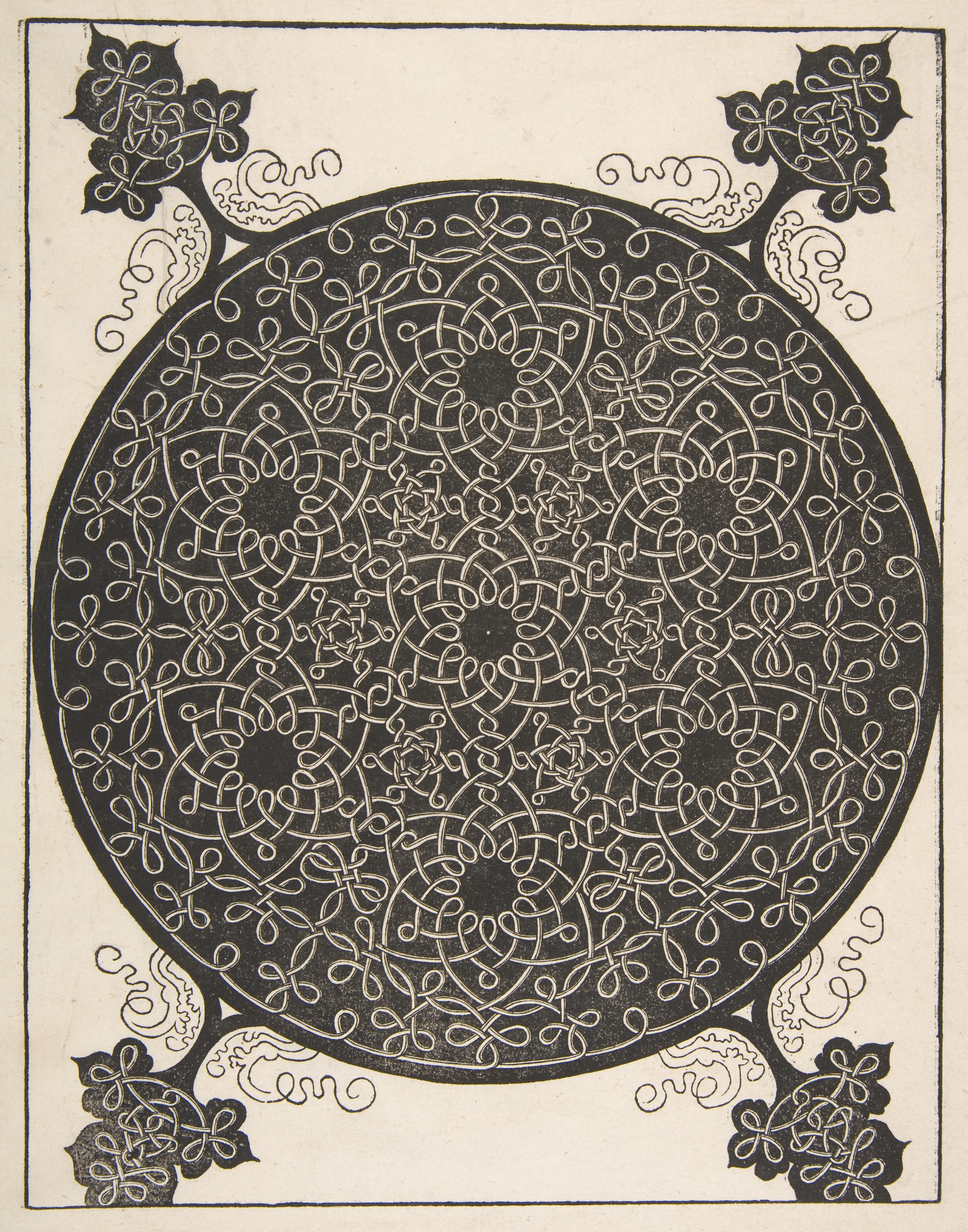 Circular Celtic Knot Decorative Pattern