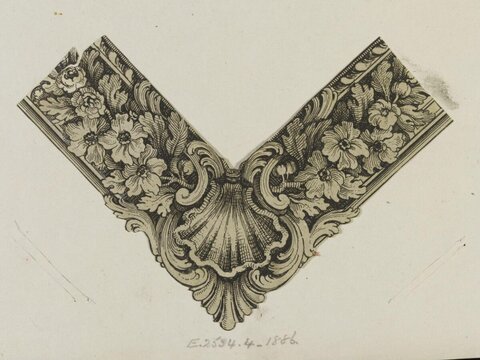 Engraved V-shaped Floral Ornament