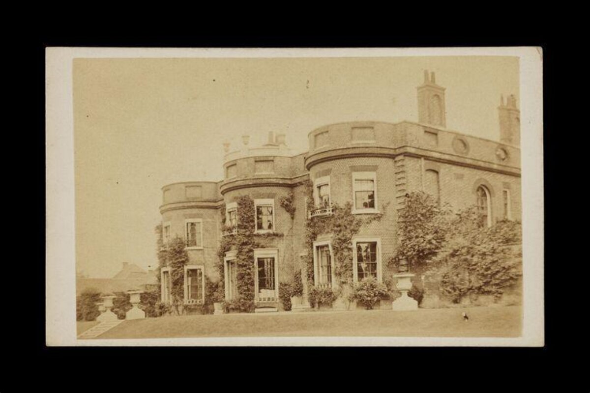 Vintage Photo of Historic Mansion — Architecture Encyclopedia