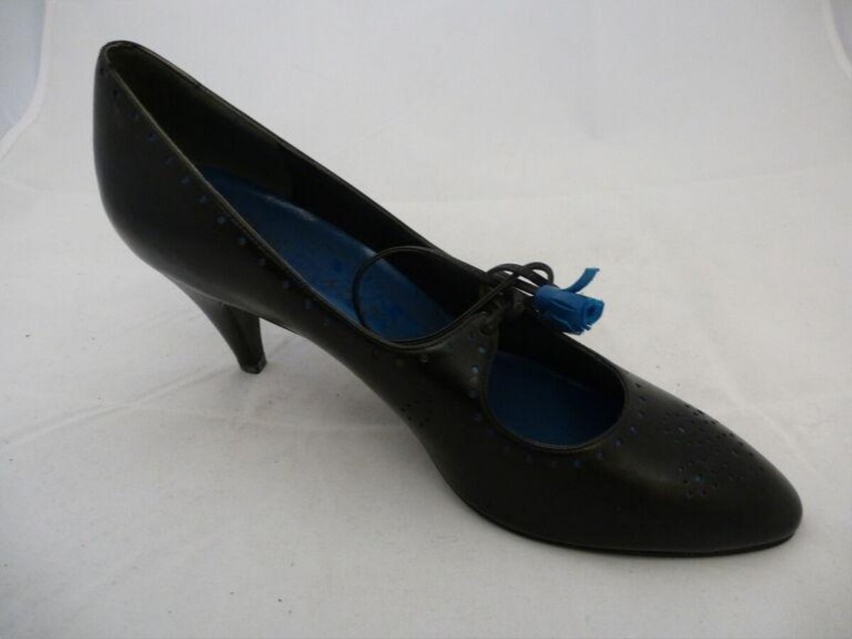 Black High-heeled Single Leather Shoe