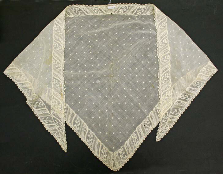 Vintage Lace Triangular Shawl