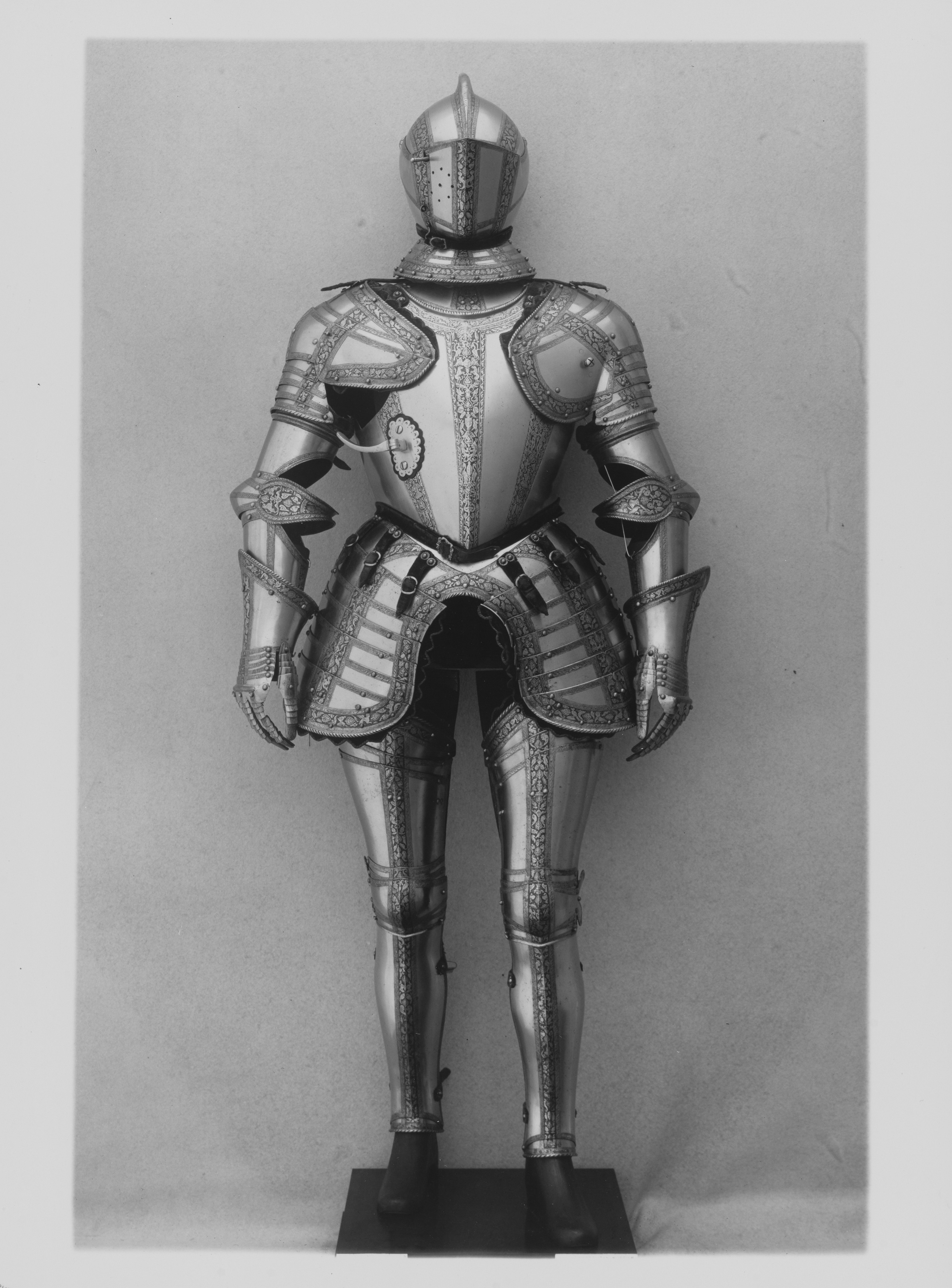 Full Medieval Knight Armor Suit