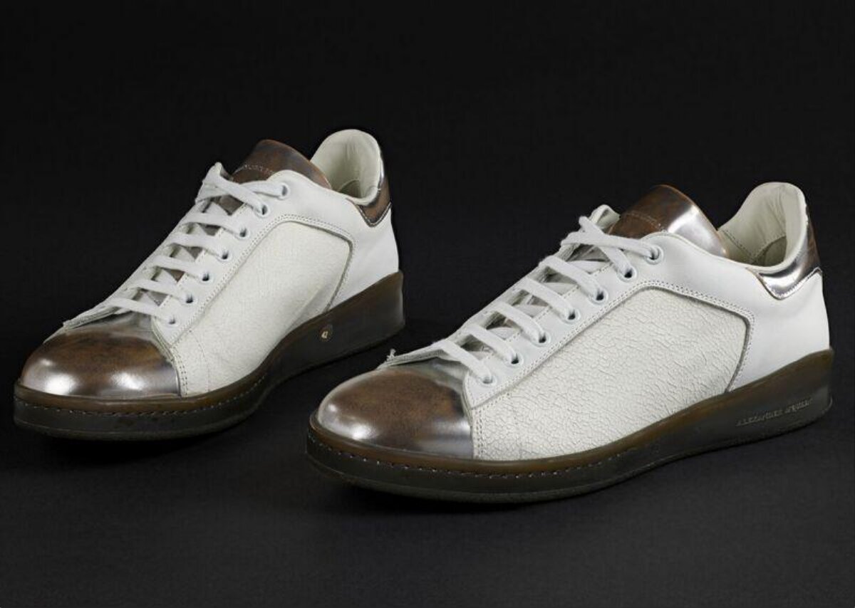 Two-tone Leather Casual Sneakers