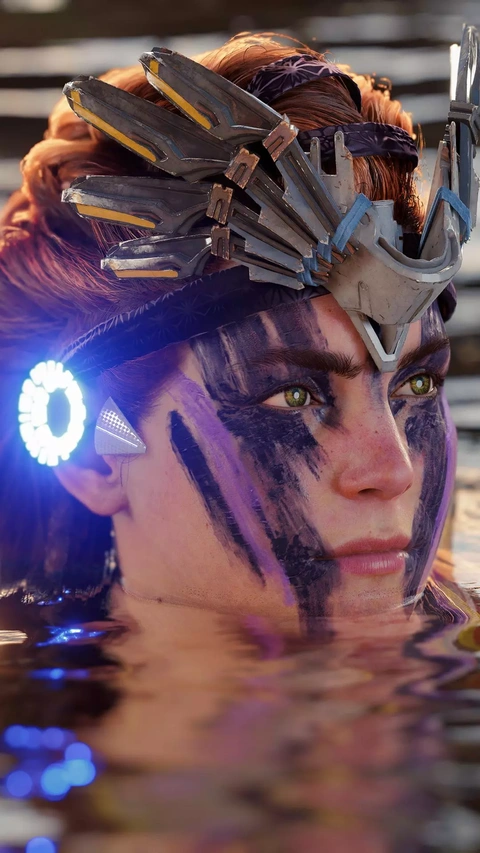 Aloy Partially Submerged in Water