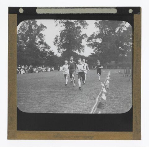 Vintage Outdoor Sprint Race