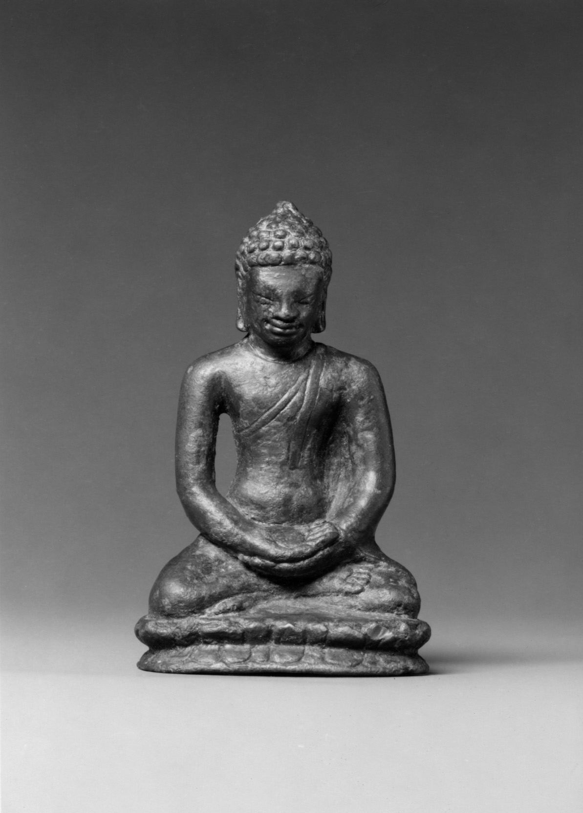Ancient Seated Bronze Buddha Statue