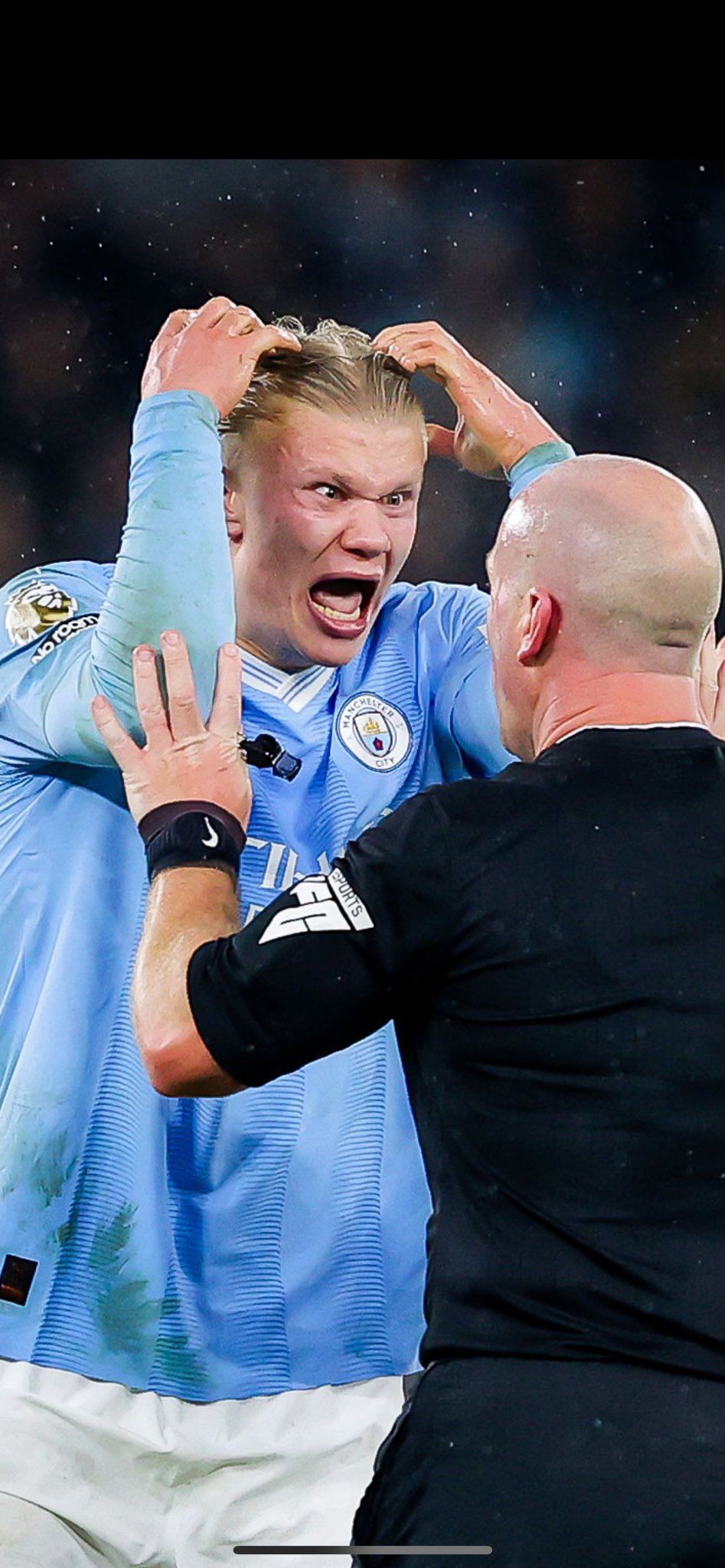 Erling Haaland Argues With Referee
