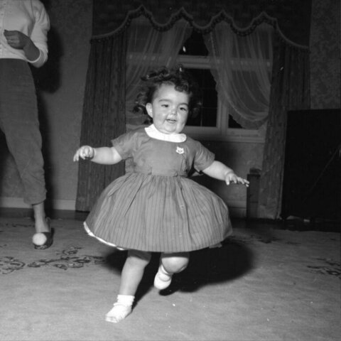 Toddler Learning First Steps