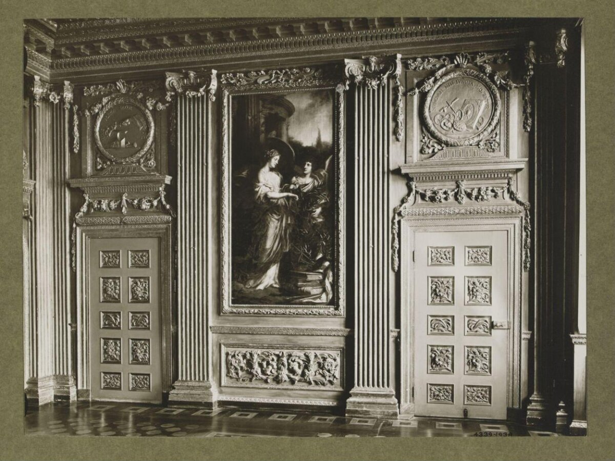 Ornate Historic Interior Wall