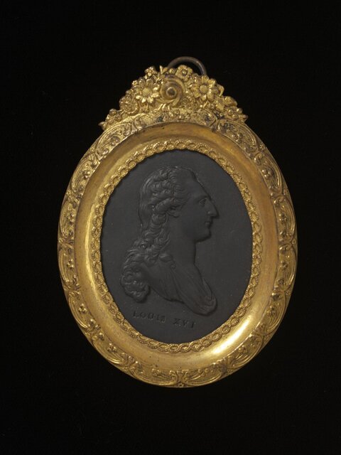 Louis XVI Portrait Medallion in Gilt Frame