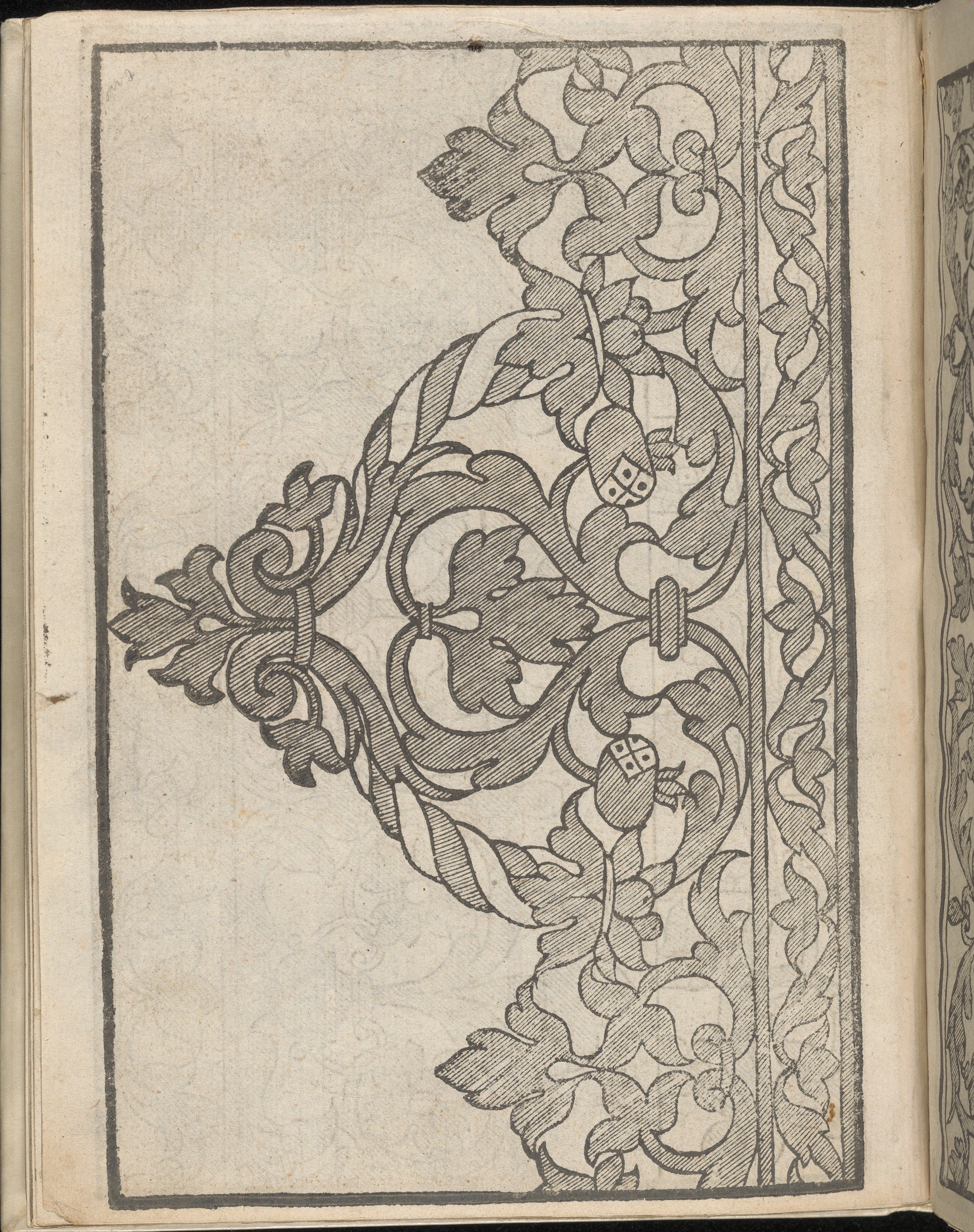 Antique Scrollwork Corner Pattern Woodcut