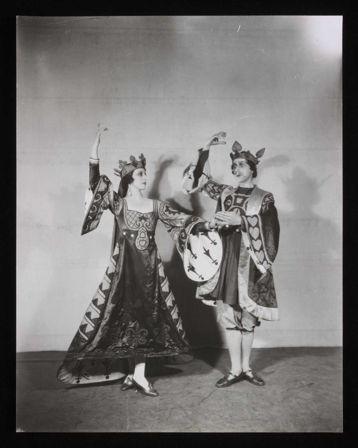 Vintage King and Queen of Hearts Stage Performance