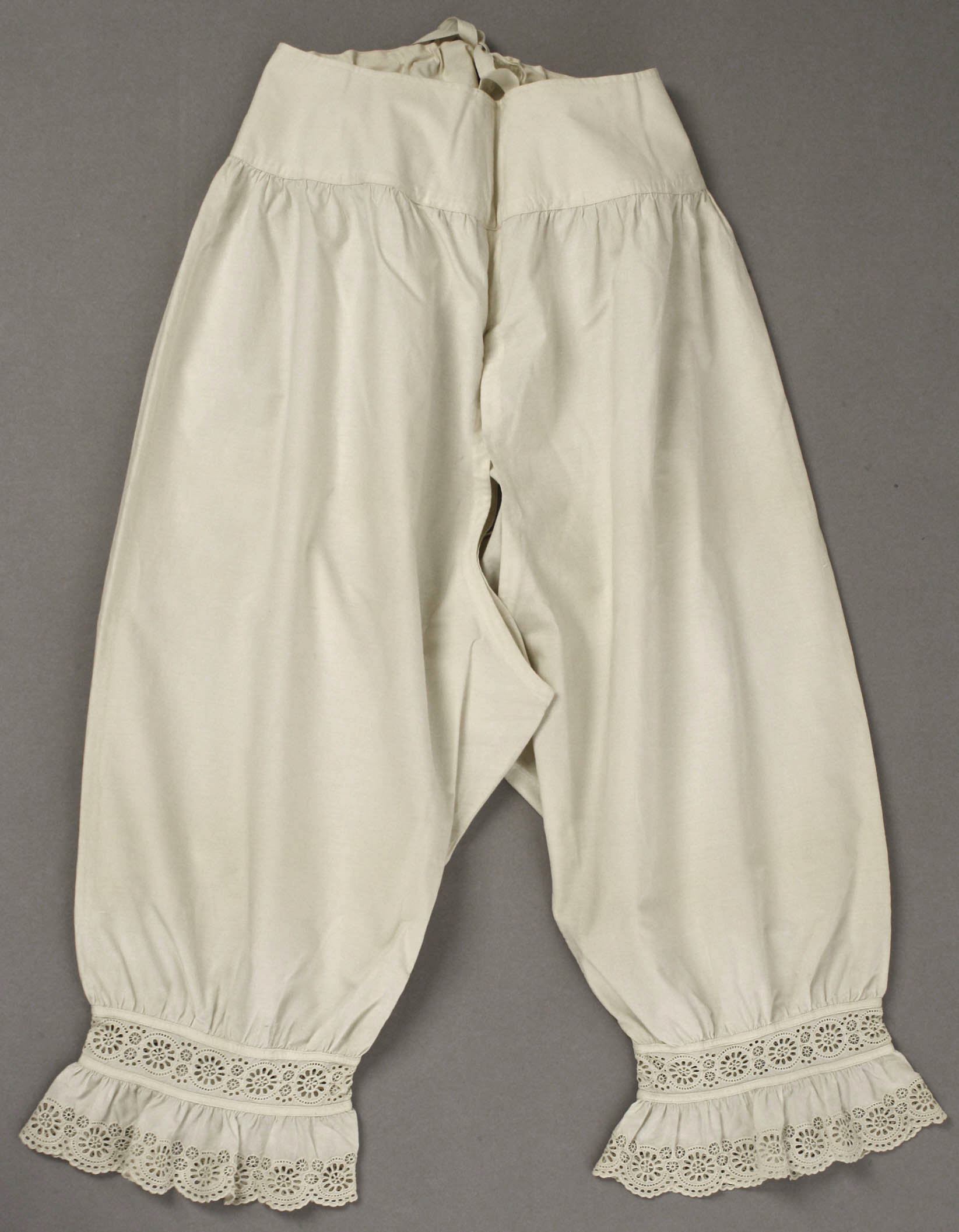 Vintage White Lace Bloomers
