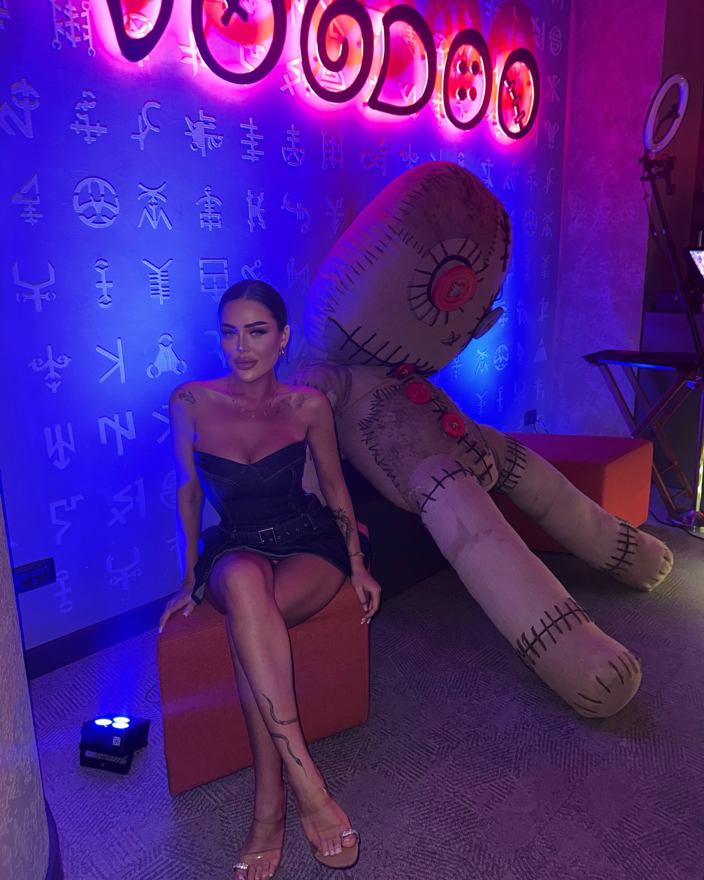 Cyberpunk / Neon