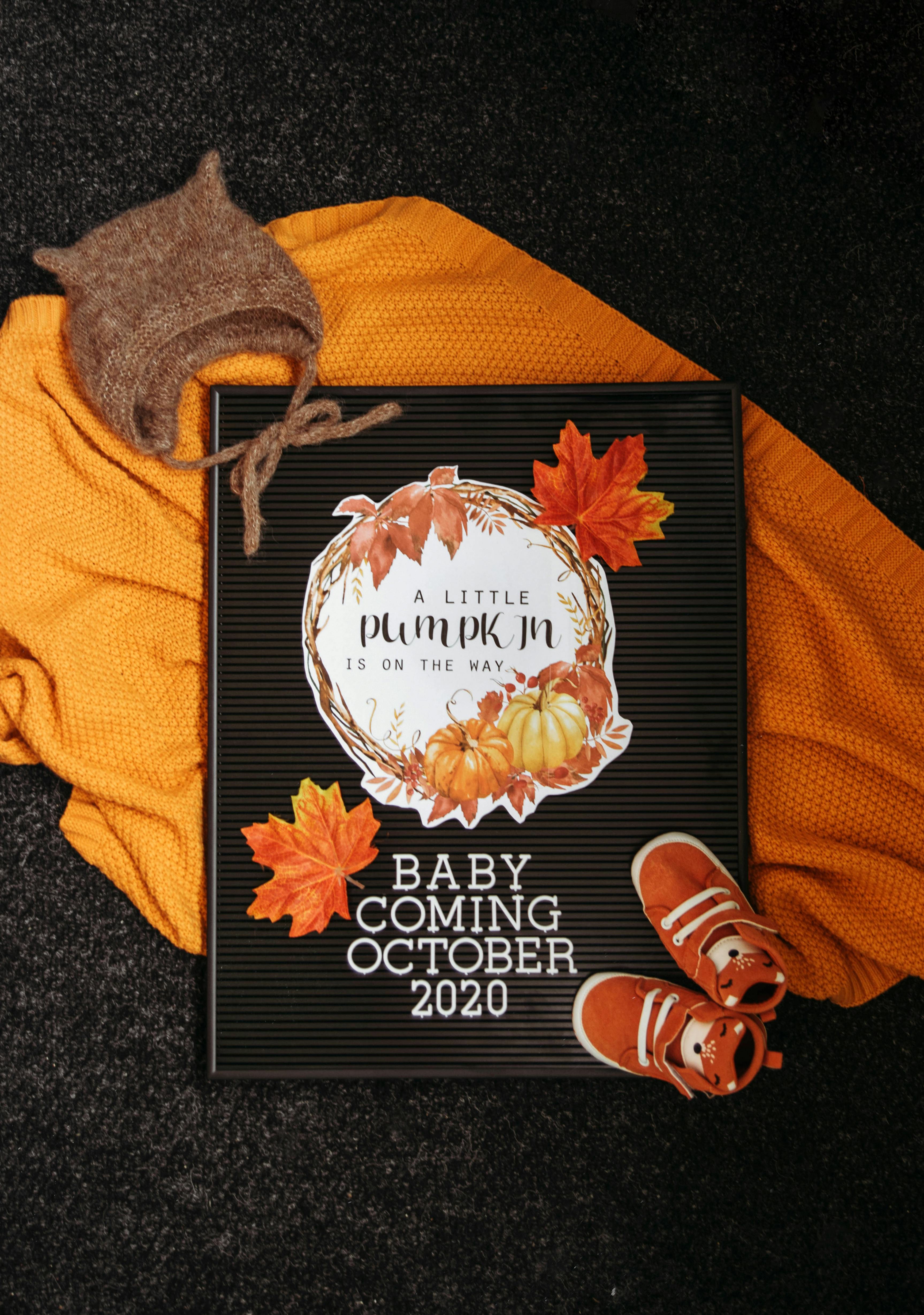 Fall Themed Baby Pregnancy Announcement
