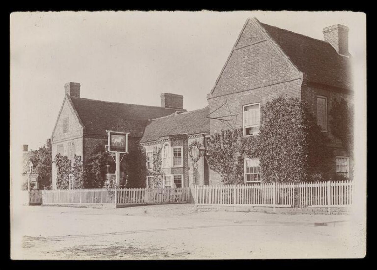Vintage Photo of Country Inn