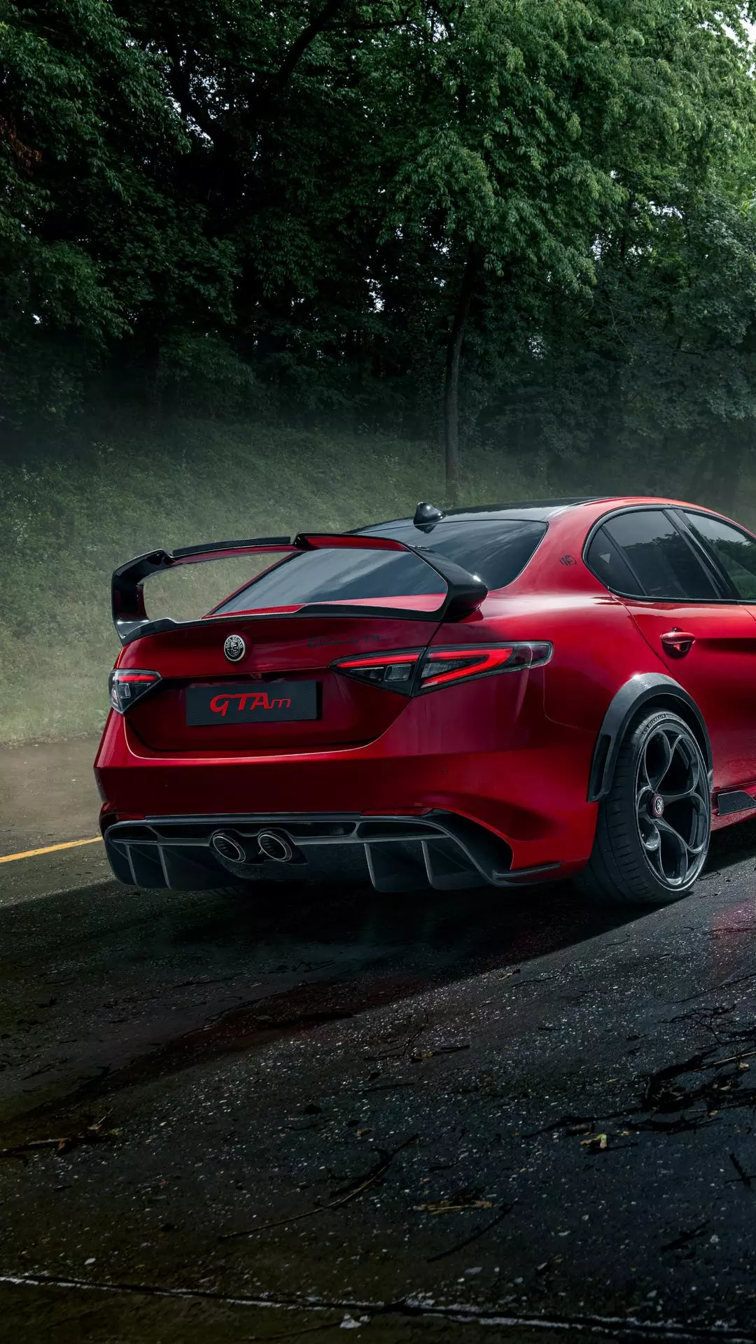 Red Alfa Romeo Giulia GTAm