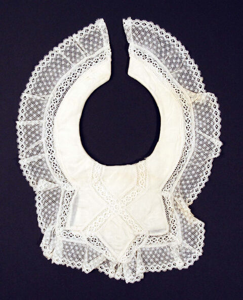 Vintage Handmade Lace Collar