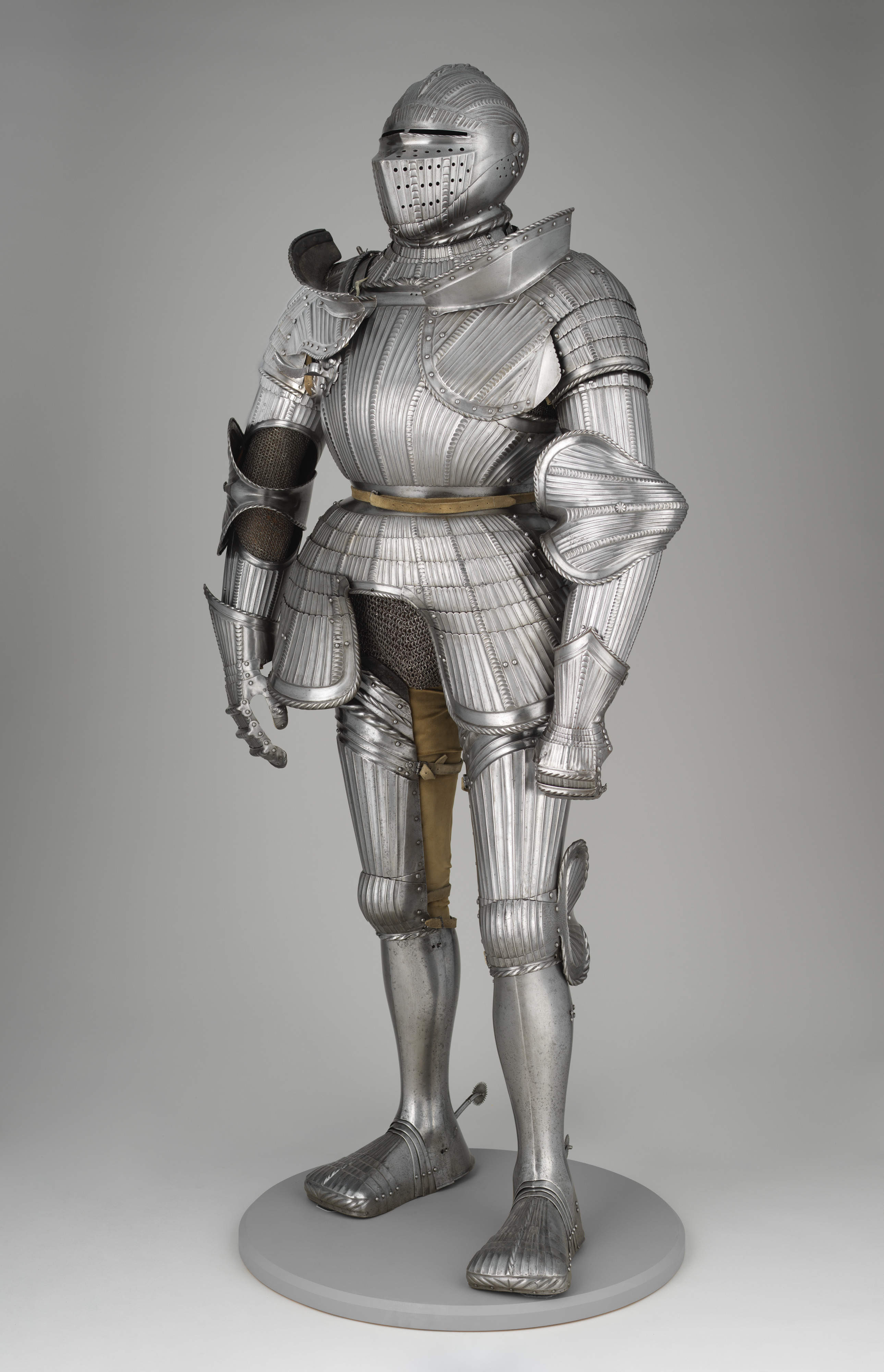 Full-body Medieval Knight Armor