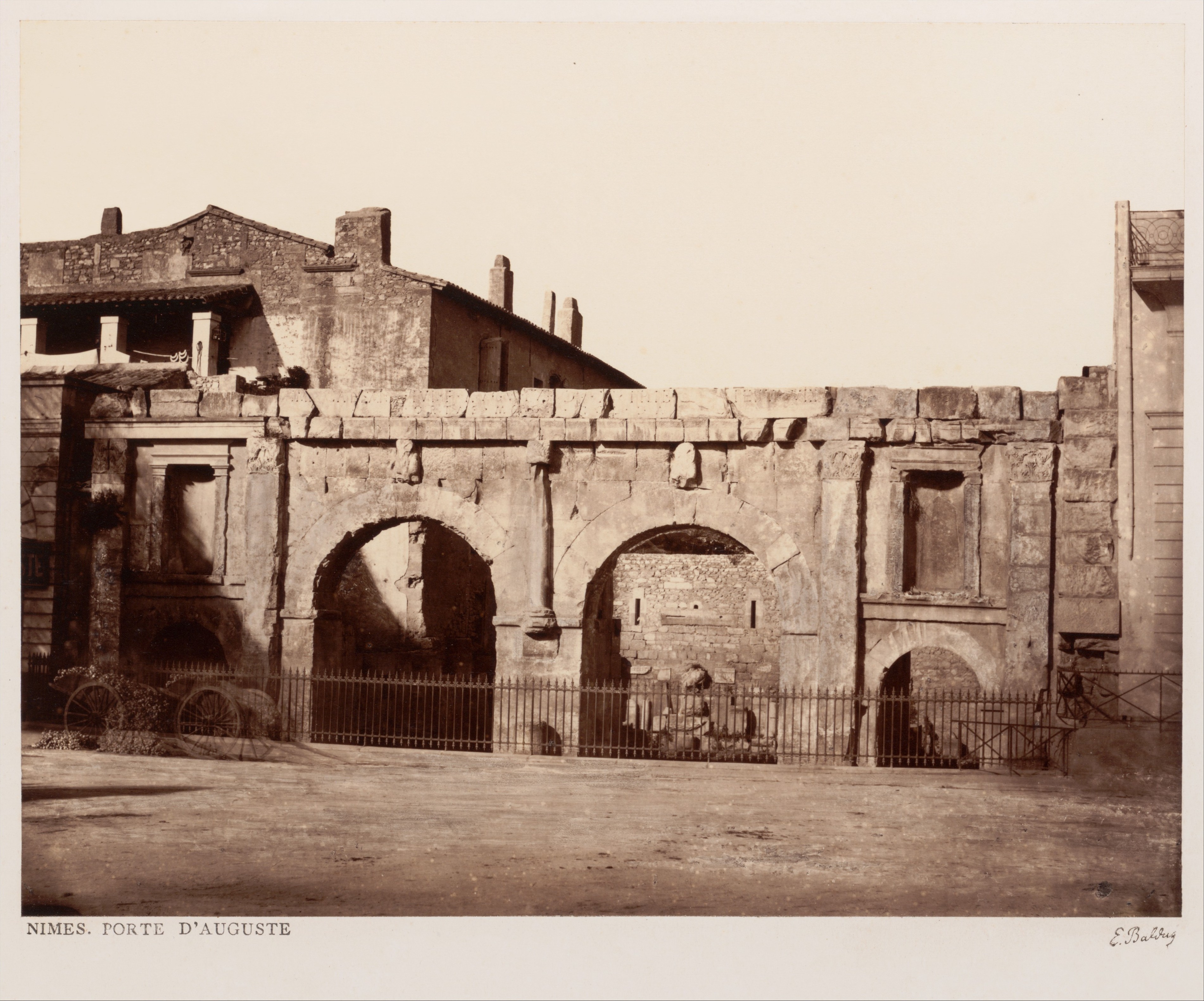 Porte d'Auguste in Nimes