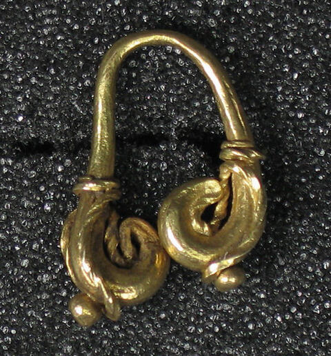 Ancient Twisted Gold Brooch