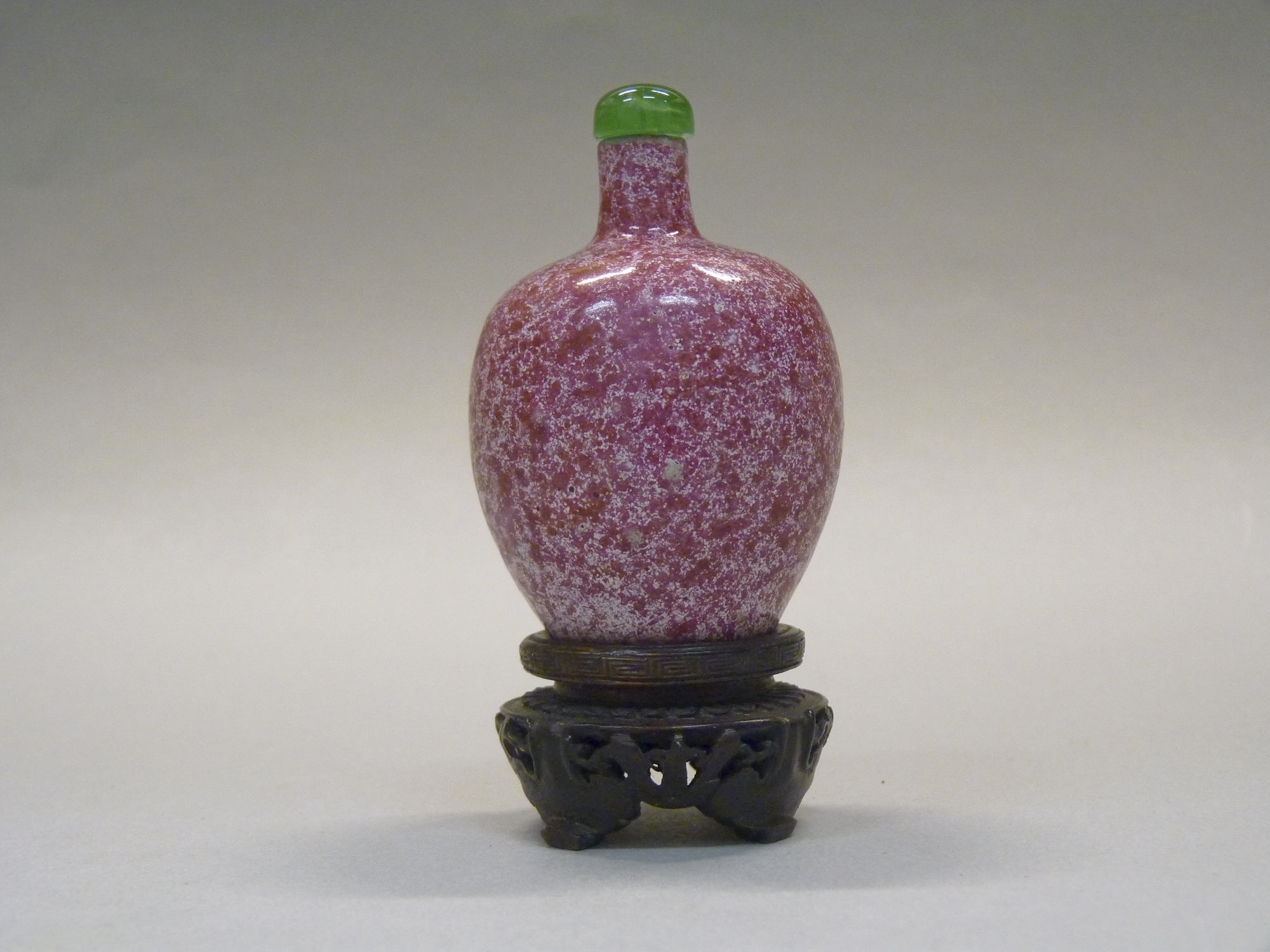 Red Speckled Porcelain Snuff Bottle