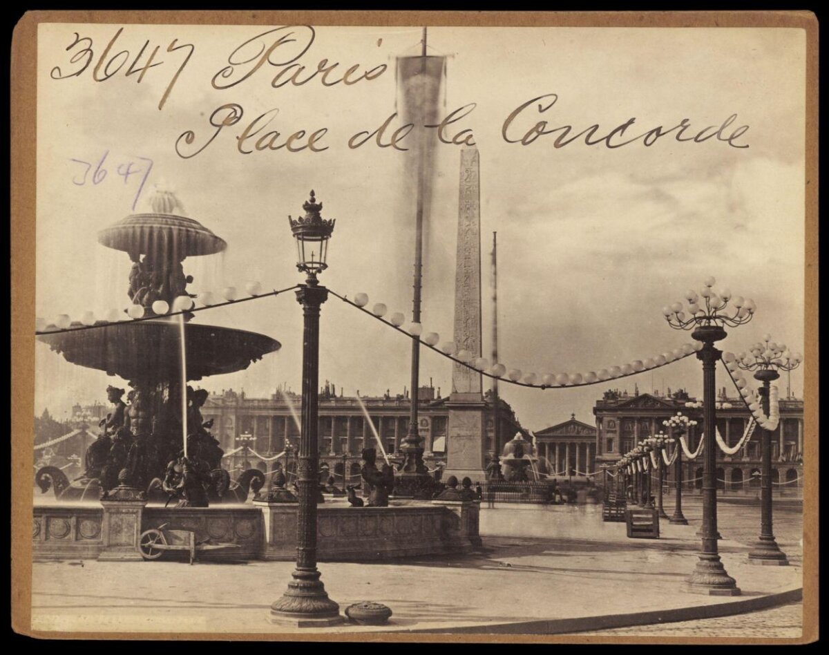 Vintage Paris Place de la Concorde
