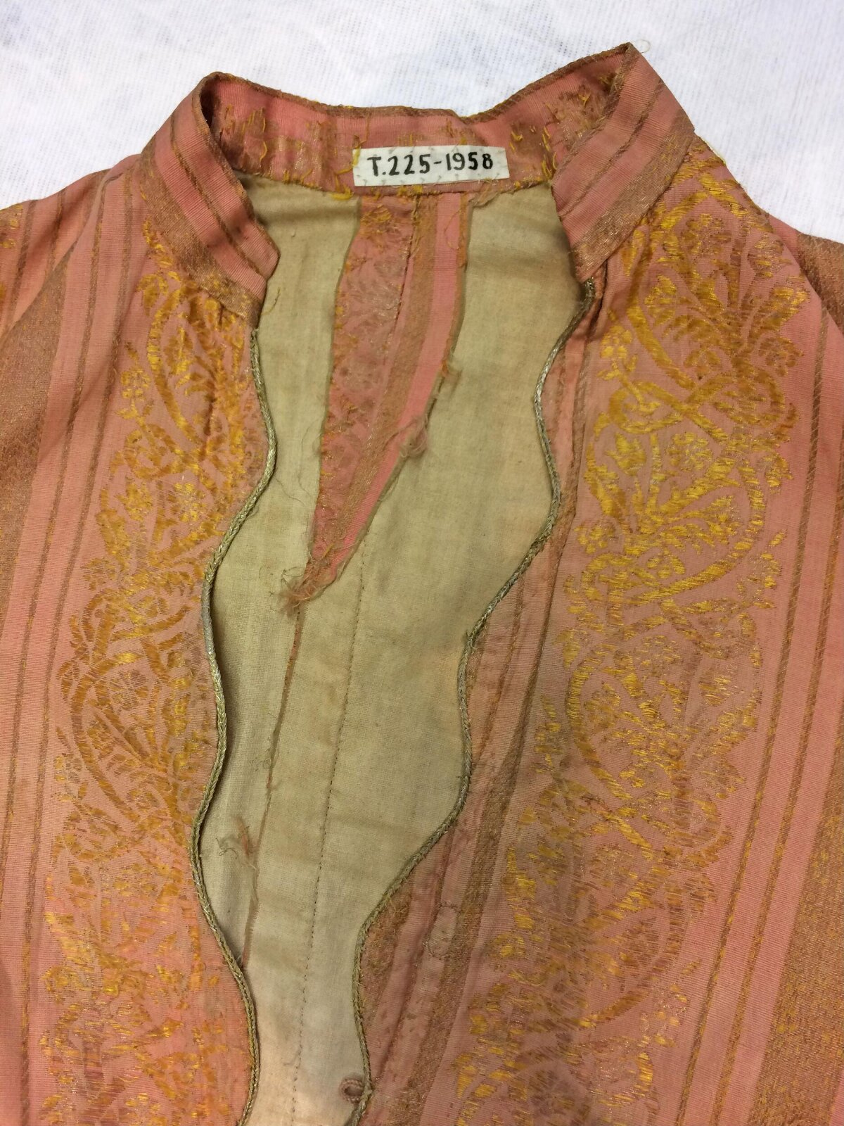 Vintage Embroidered Garment Collar