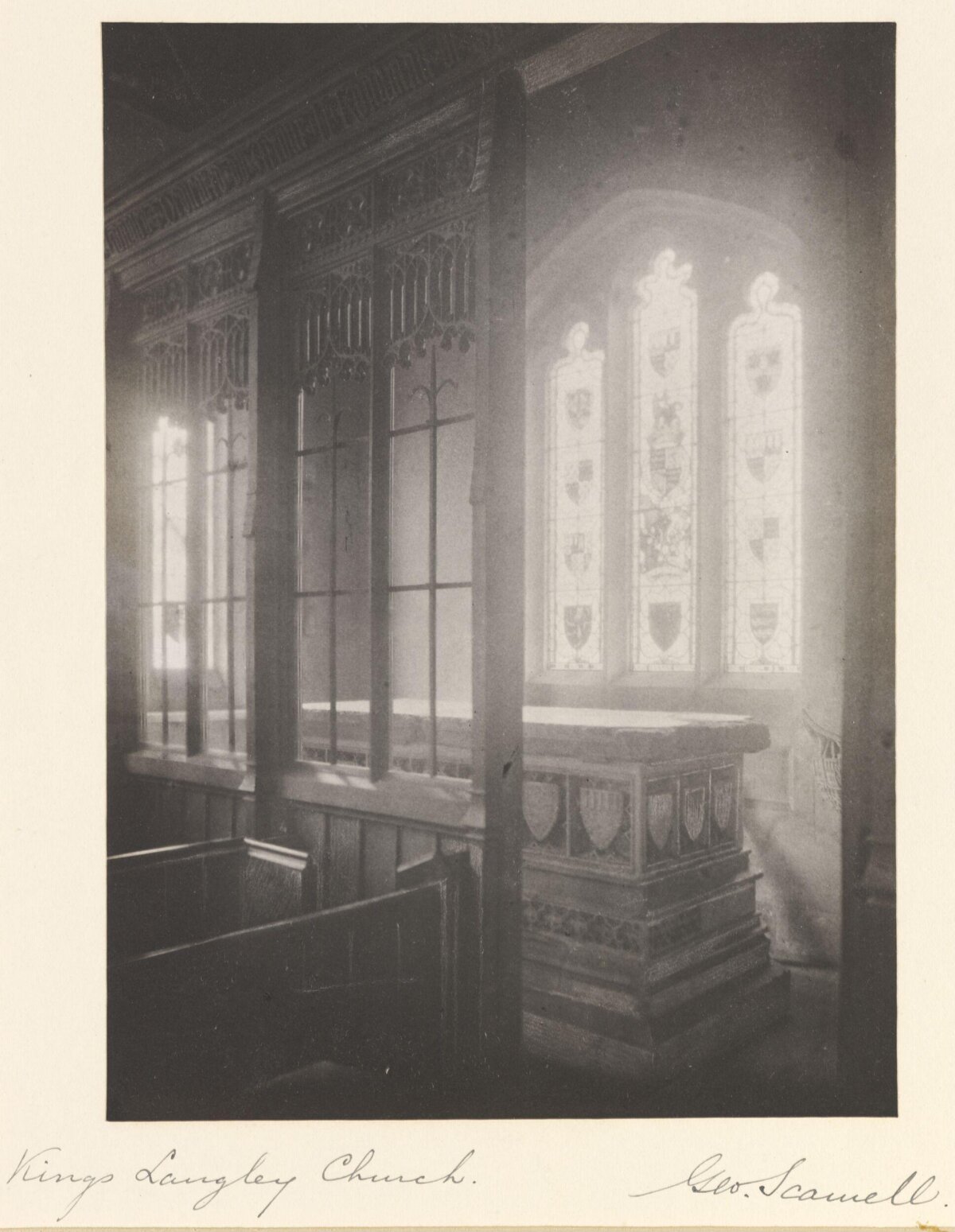 Kings Langley Church Interior