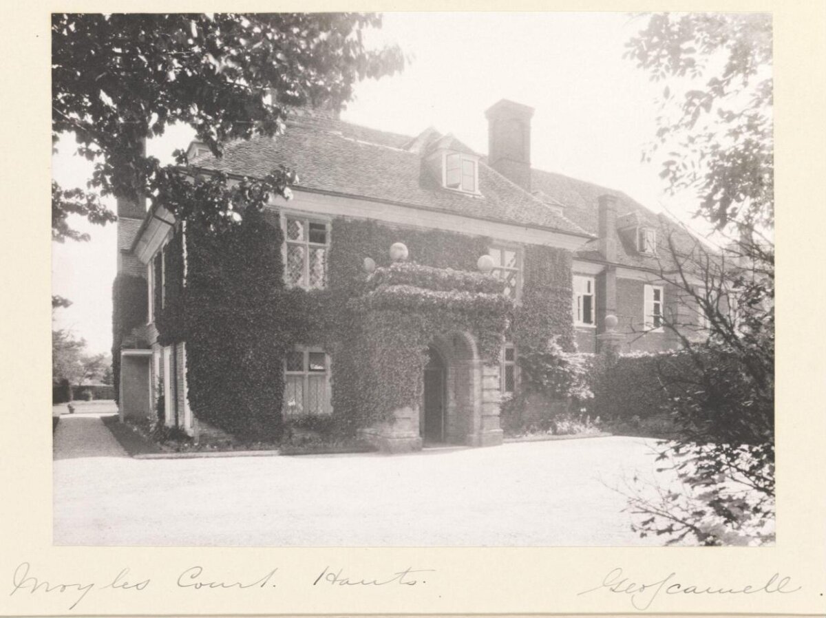 Moyles Court in Hants