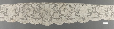 Antique Floral Lace Border