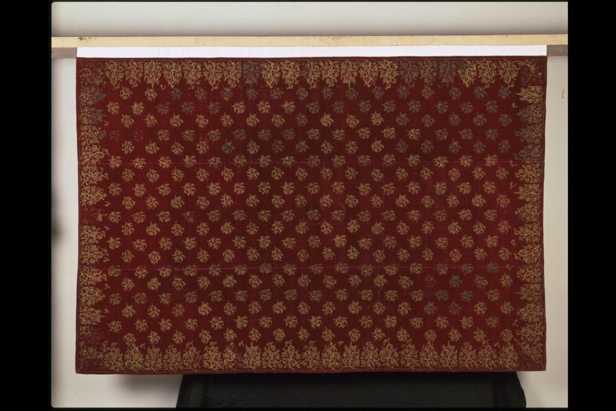 Red Gold-patterned Antique Textile
