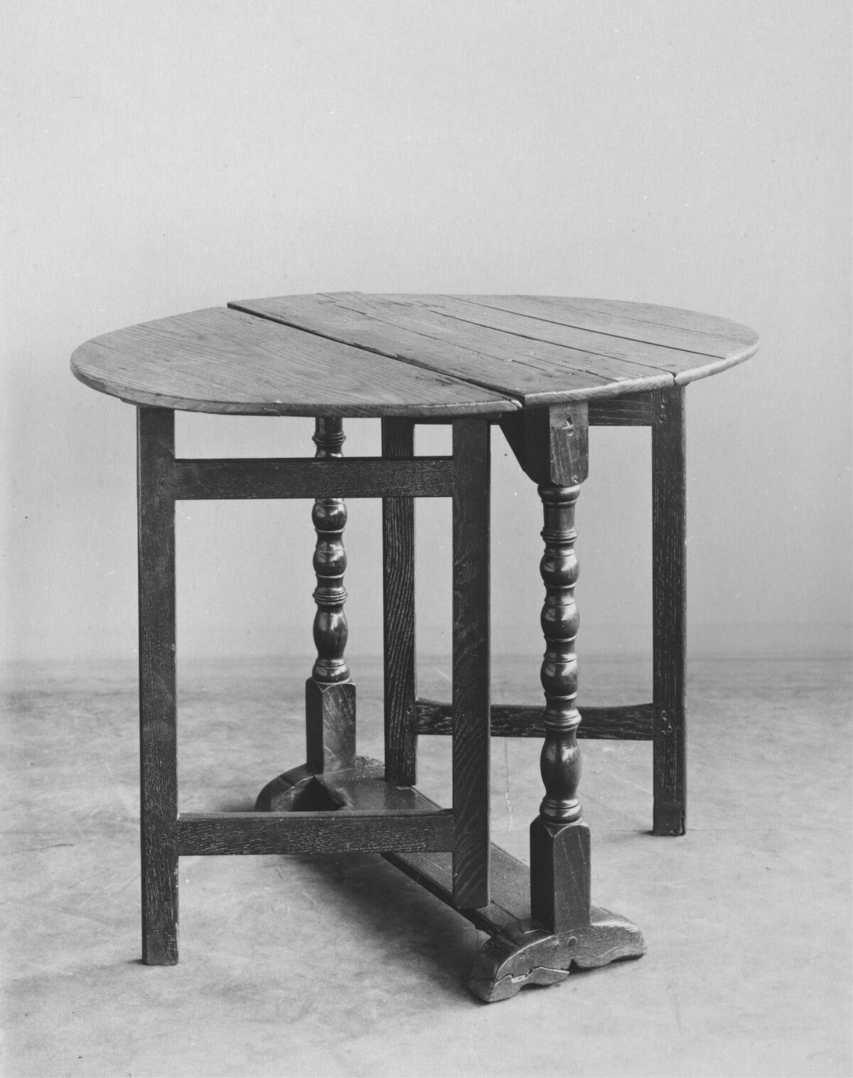 Antique Gateleg Wooden Table
