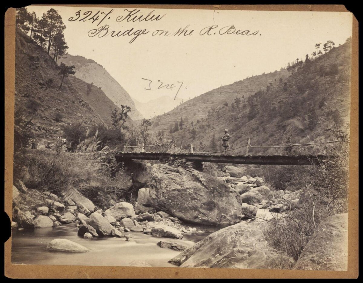 Kulu Bridge over Beas River