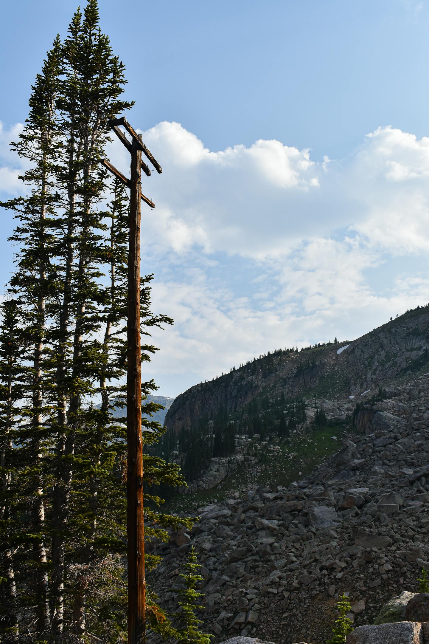 Old Telephone Pole in Mountain Landscape — Backgrounds