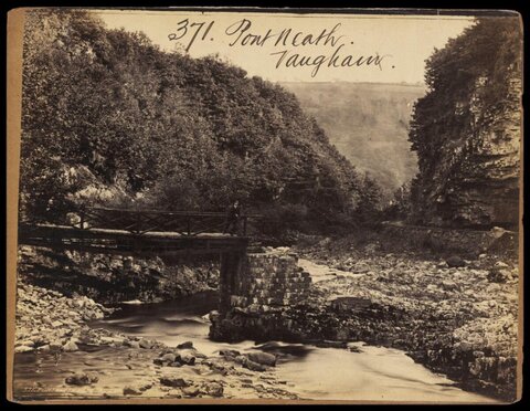 Pont Neath Vaughan River Bridge