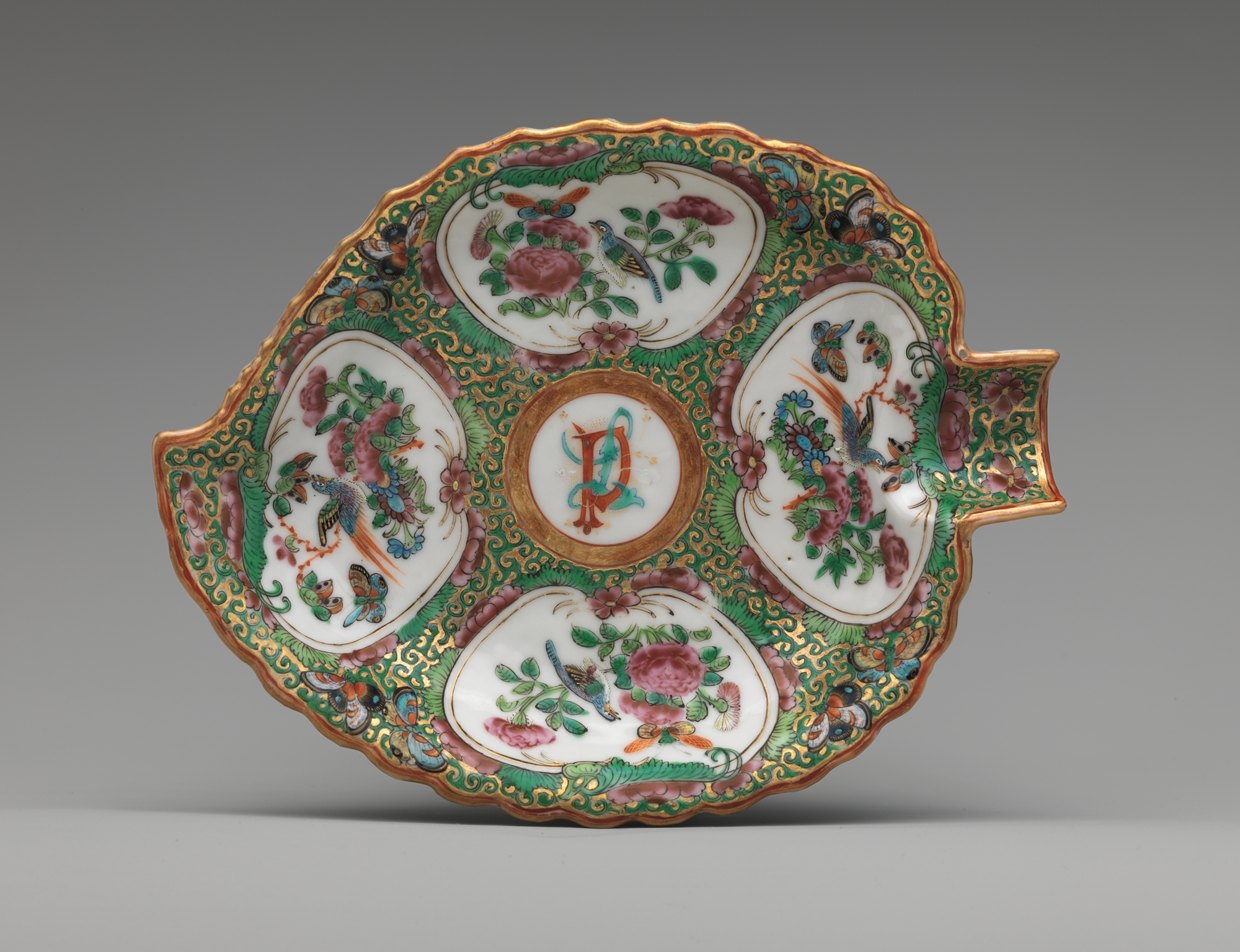 Chinese Gilt Famille Rose Leaf Dish