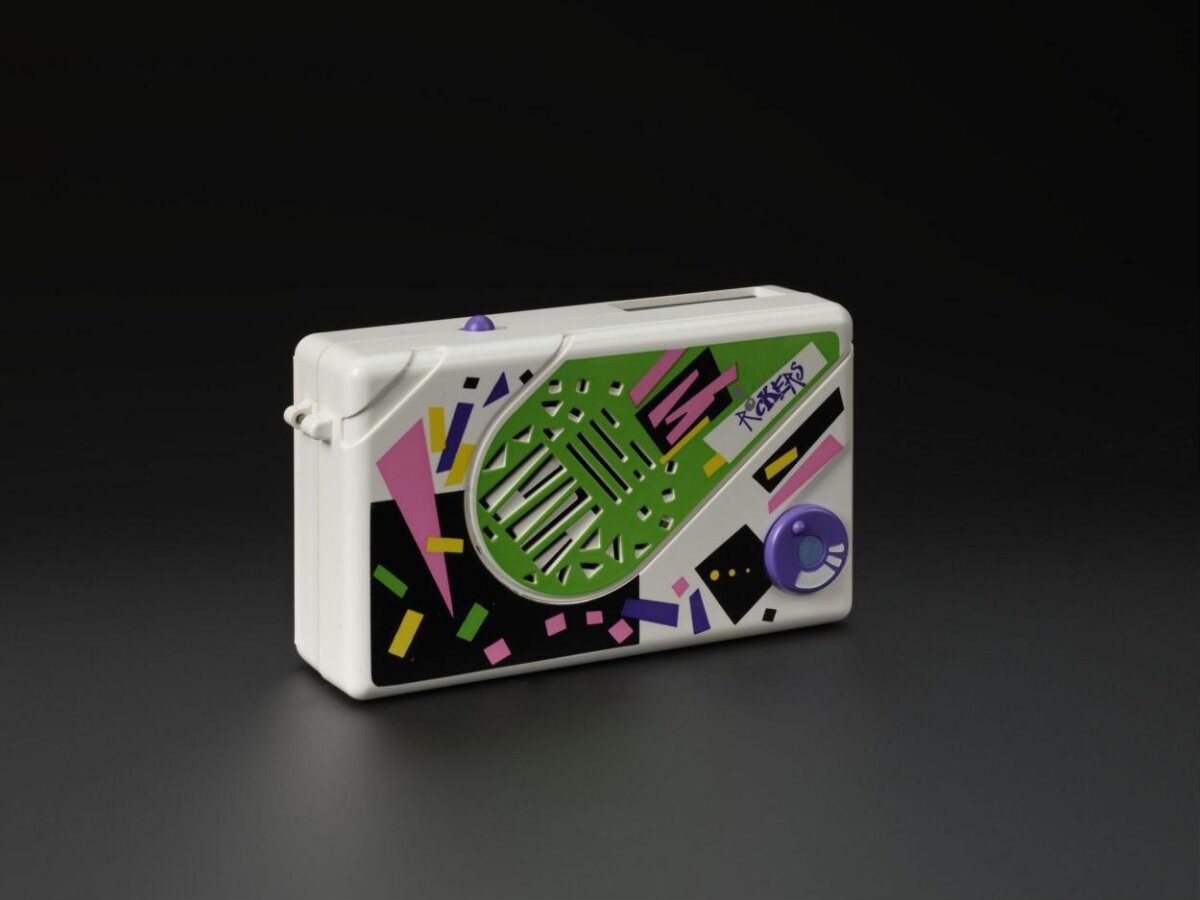 Retro Pattern Portable Radio