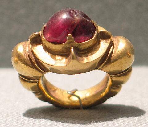 Ancient Gold Inlaid Ruby Ring
