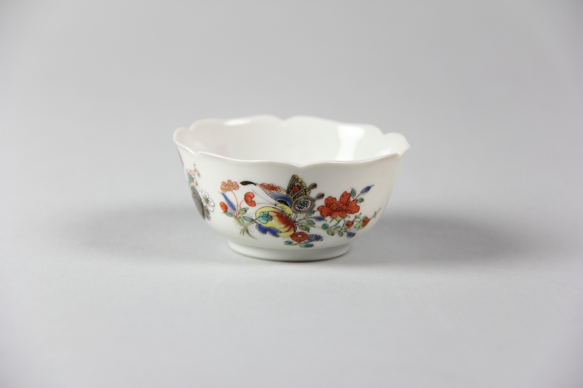 Flower-butterfly Painted Porcelain Bowl