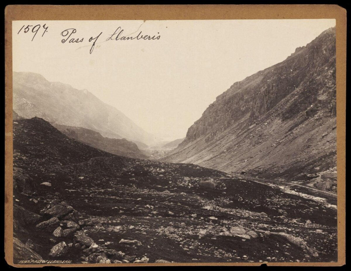 Pass of Llanberis Valley Landscape