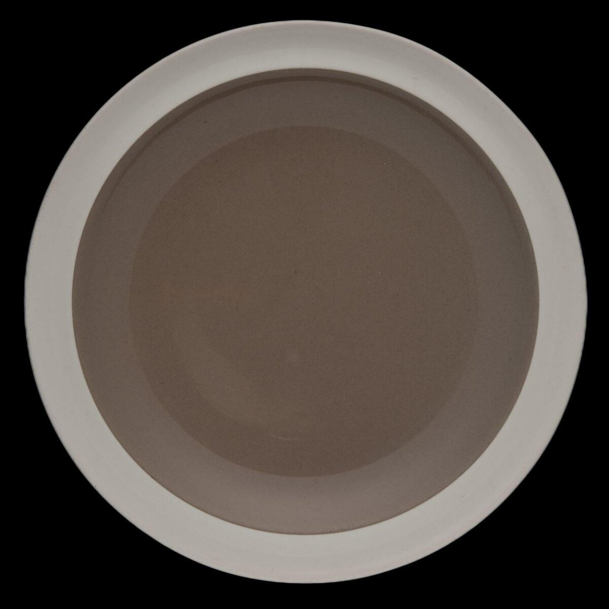 Minimalist Round Ceramic Plate