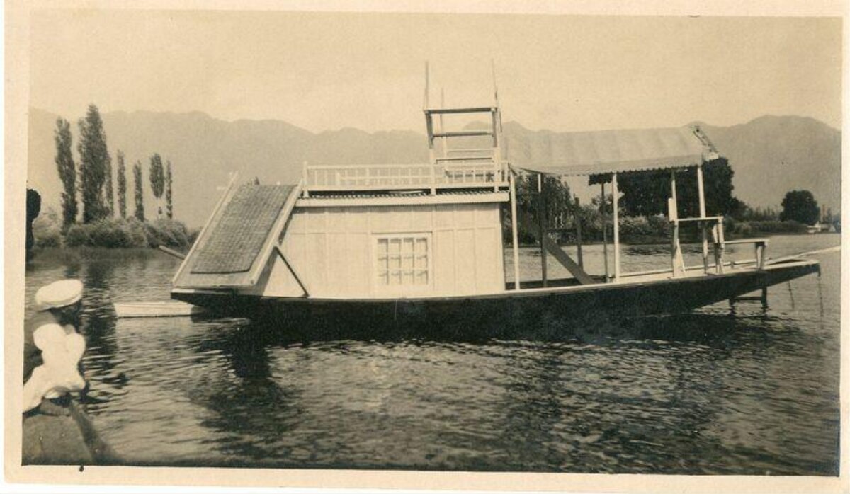 Vintage Houseboat on Mountain Lake