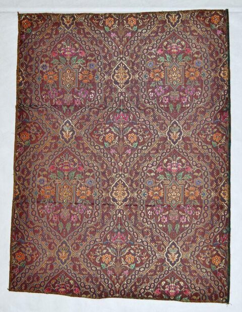 Traditional Floral Woven Rug