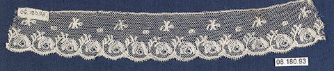 Antique White Lace Edging Sample