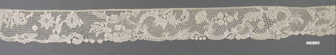 Antique Floral Lace Border