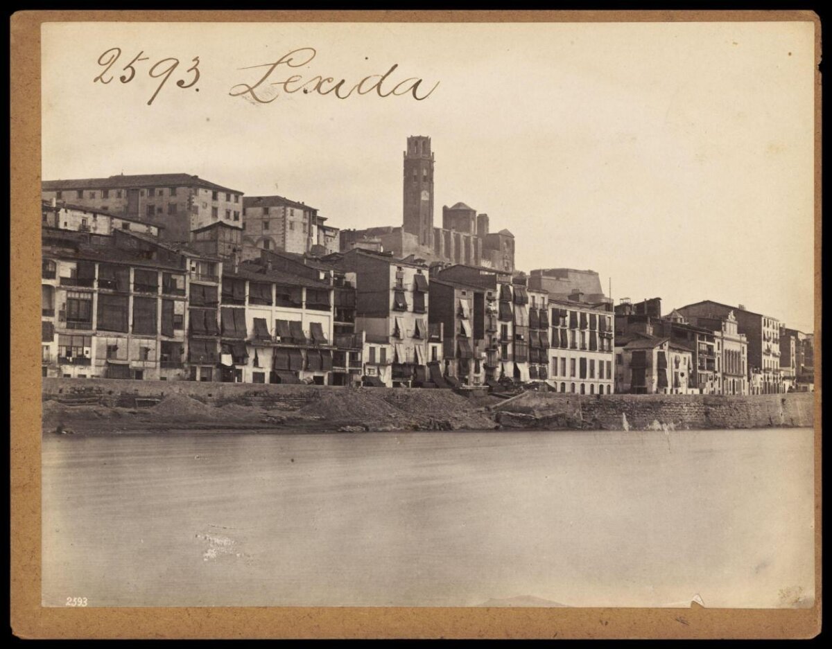 Vintage Lerida Riverfront View