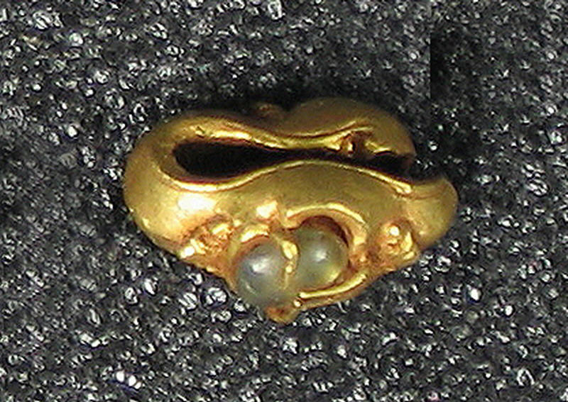 Ancient Gold Inlaid Pearl Ornament