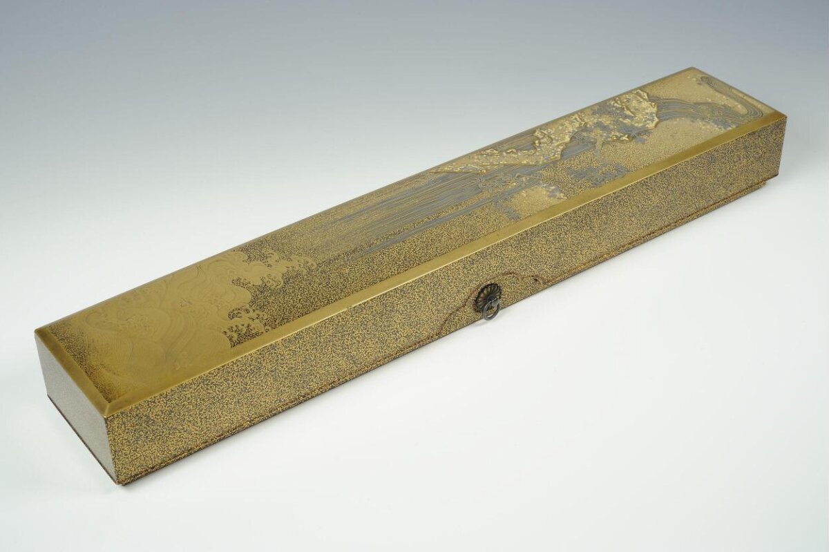 Gold Lacquered Antique Scroll Box