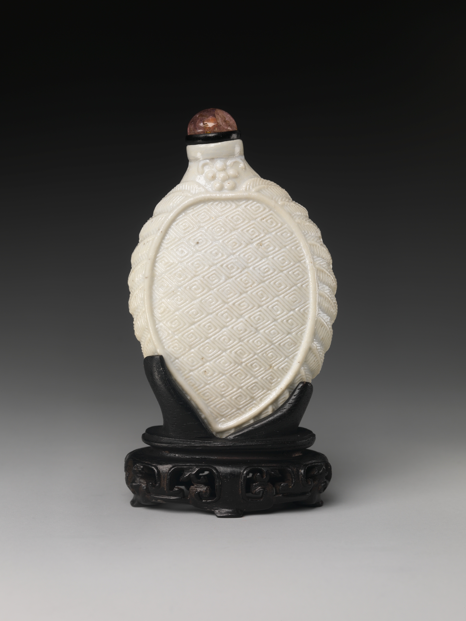 White Porcelain Snuff Bottle on Stand